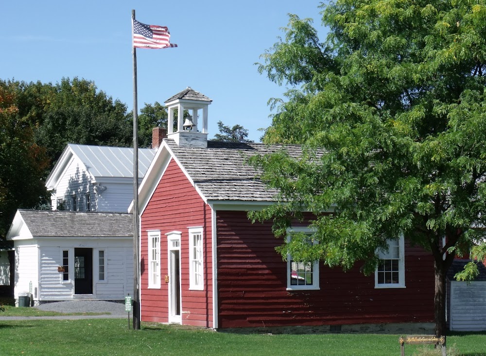 Old Stone Fort Museum